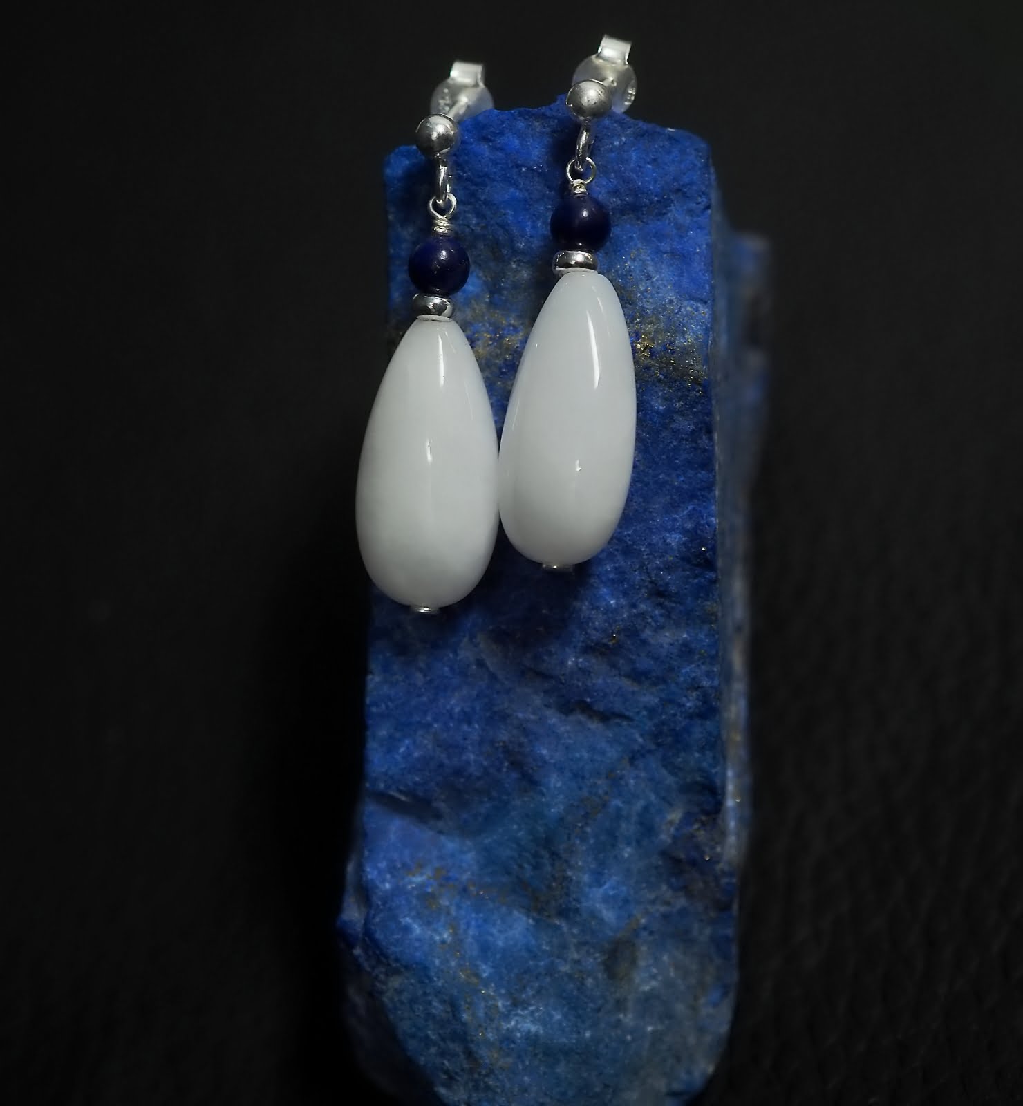 White quartz and lapis lazuli earrings